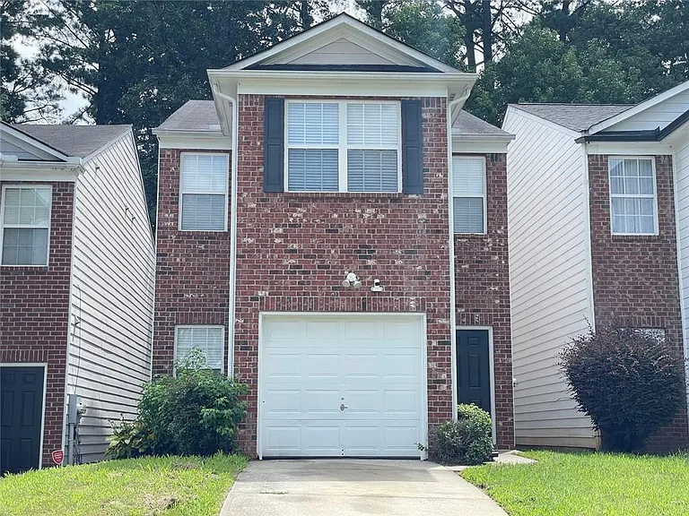5092 Windsor Forrest Ln — Photo 1