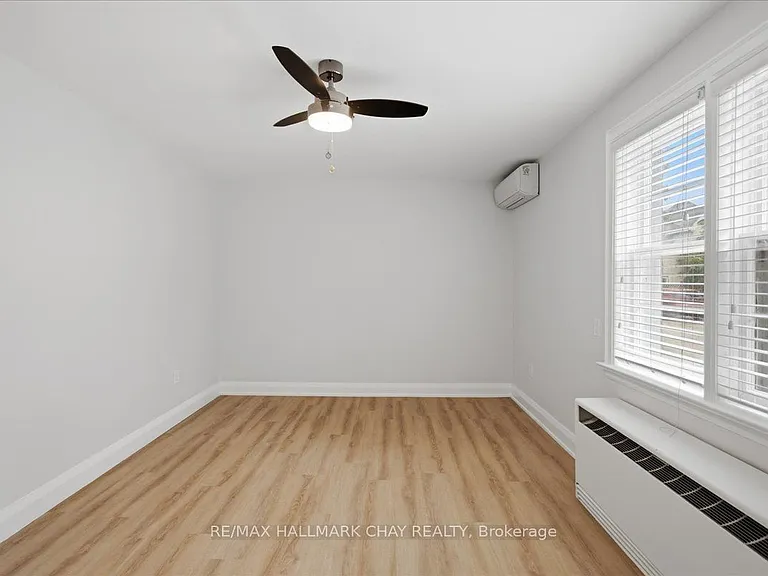 15 Parkside Dr #3 — Photo 22