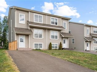 39 Sunshine Dr, Moncton, NB E1G 2A3