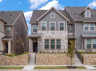 7837 Bayside Dr, Rowlett, TX 75088
