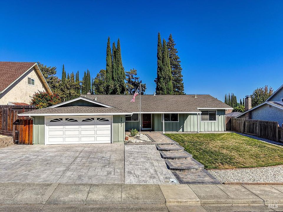 1st image of 2962 Carmel Way