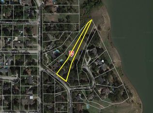 2008 Lake Forest Rd, Grapevine, TX 76051