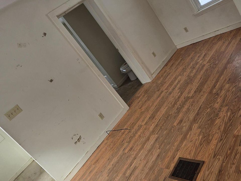 16th image of 111 Prospect Street