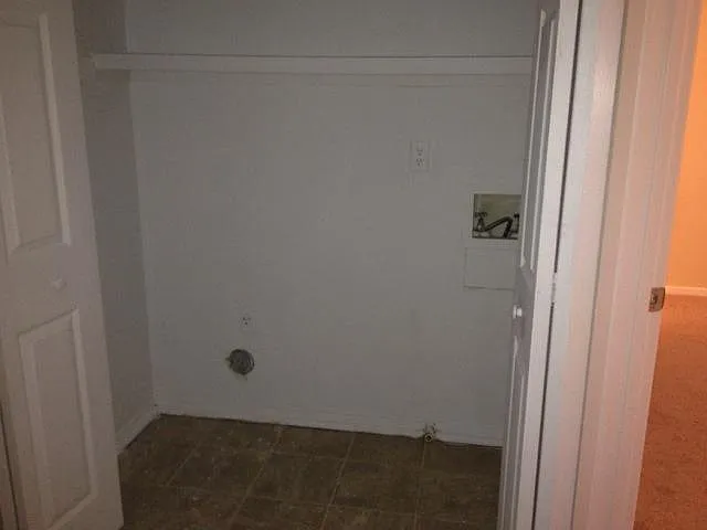 5577 Wells Cir #TOWNHOUSE — Photo 5