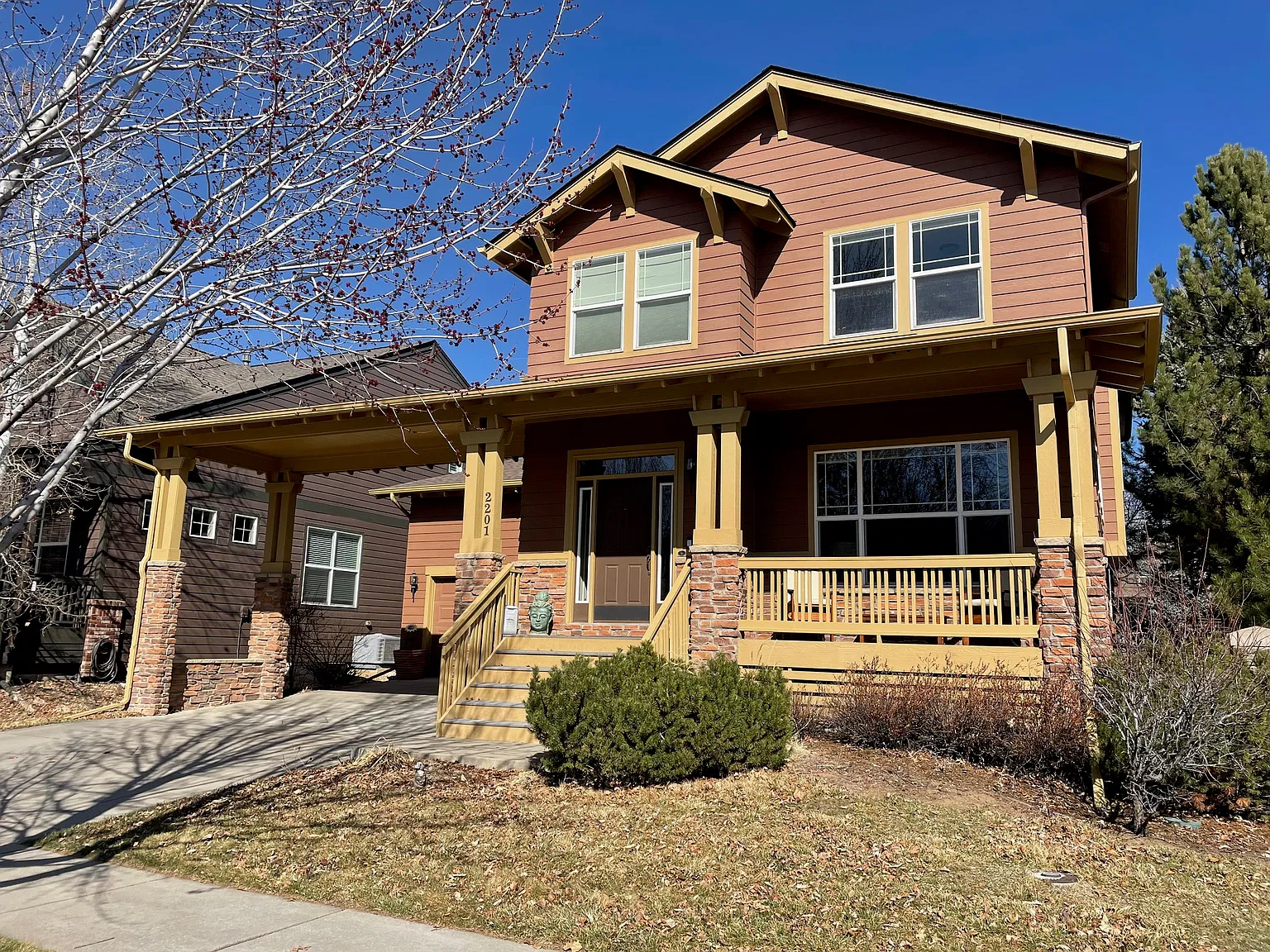 4 bed, 4997 sqft, $12,000 — Photo 1