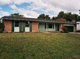 1675 Pembroke St SE, Kentwood, MI 49508