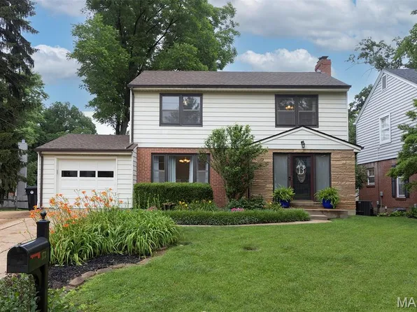 173 Sweetbriar Ln, Saint Louis, MO 63122