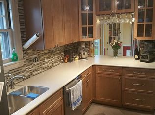 45 Cumberland Ave, Wethersfield, CT 06109