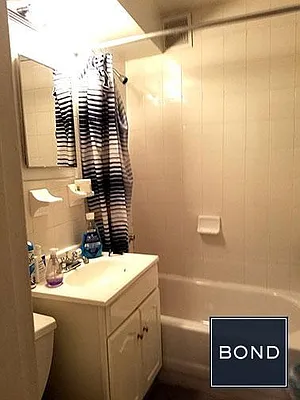 Rented by Bond New York | media 17