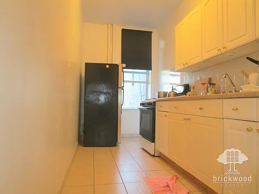 Rented by Brickwood Realty | media 2