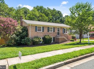 13415 Kingsman Rd, Woodbridge, VA 22193