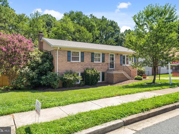 13415 Kingsman Rd, Woodbridge, VA 22193