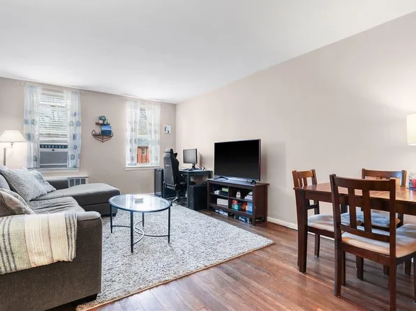 2 Louisiana Avenue #6H, Bronxville, NY 10708