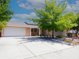 5016 J Pkwy, Sacramento, CA 95823