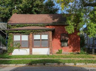 2052 Jackson St, Dubuque, IA 52001
