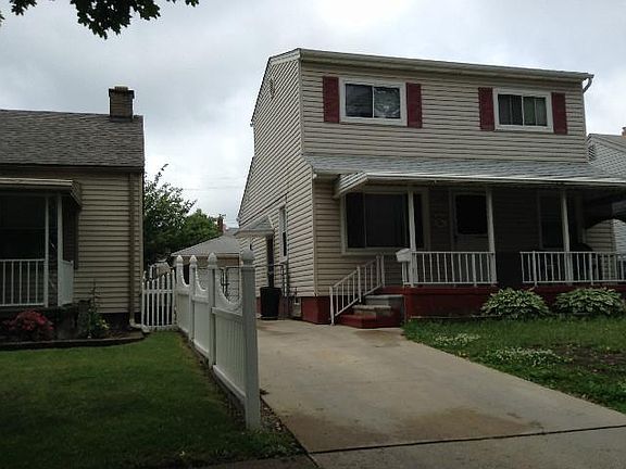 3rd image of 567 Mill St
