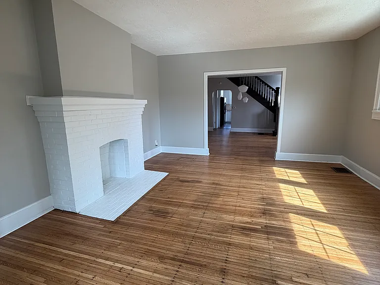 3827 Central Ave — Photo 10