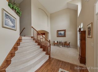 5419 Silk Oak Dr, Naperville, IL 60564