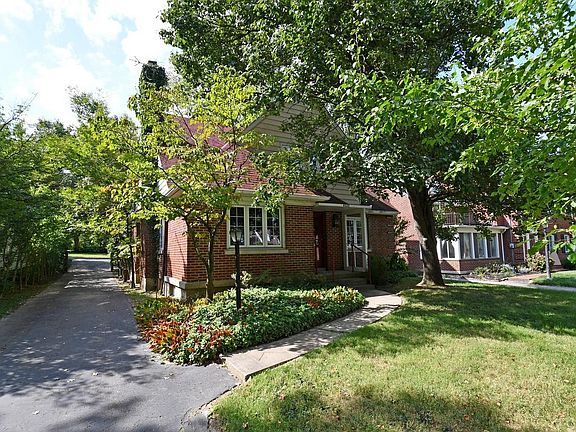 2nd image of 6525 Baywood Ln