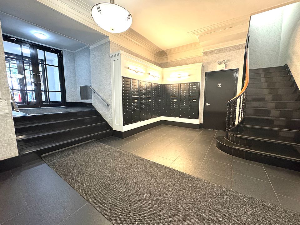 1st image of 145 W 55th St APT 8F