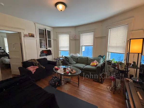 44 Easton St, Allston, MA