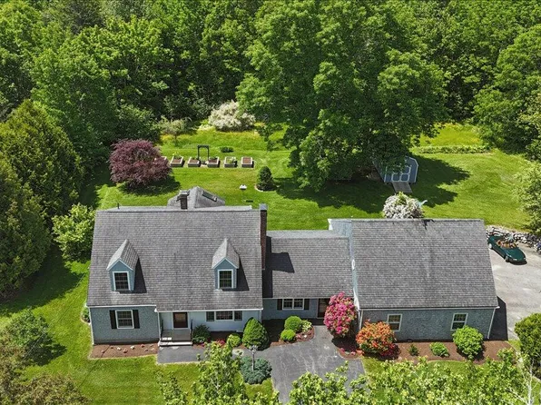 17 Savage Road, Searsport, ME 04974