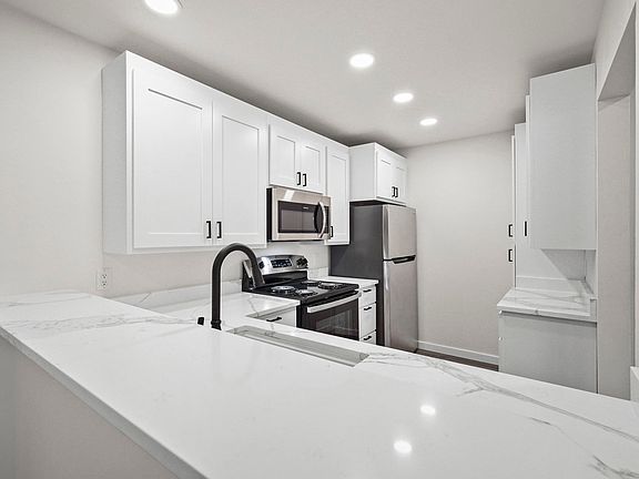 5th image of 509 S Perry Pkwy #2B---1B
