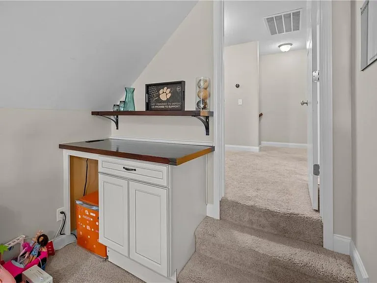 498 Waverly Ln — Photo 49