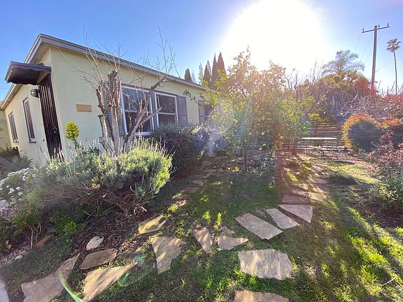 3rd image of 732 Sunset Ave #A