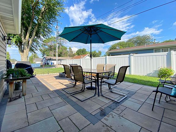 5th image of 501 Lee Dr