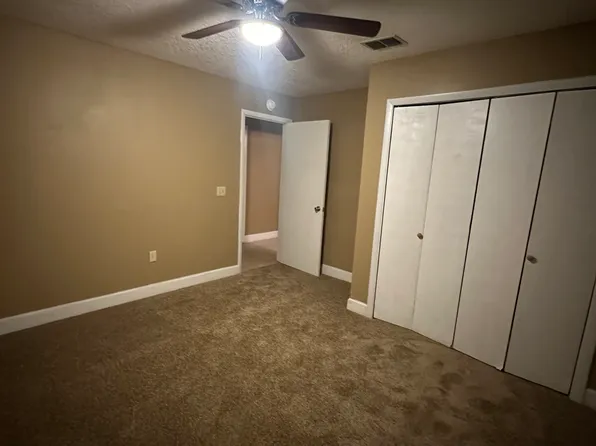 2117 Harlem Ave, Leesburg, FL 34748