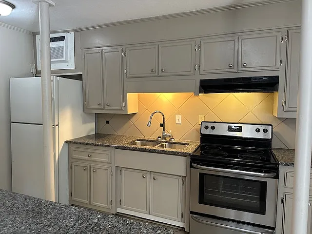 109 Canary Dr #6 — Photo 1