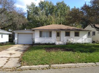 935 S 3rd Ave, Albert Lea, MN 56007