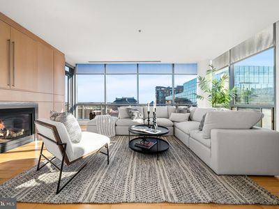 2001 15th St N APT 1611, Arlington, VA, 22201