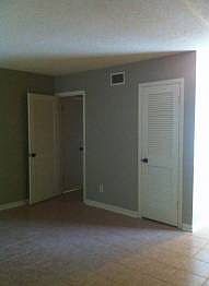 2nd image of 1043 Deesport St APT B
