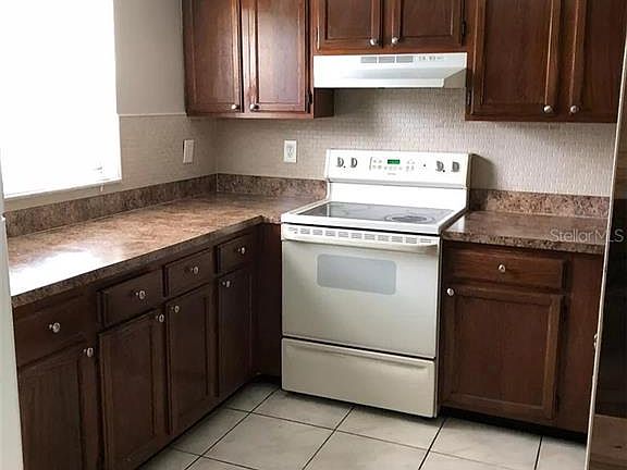 5th image of 5103 Lesher Ct #5103