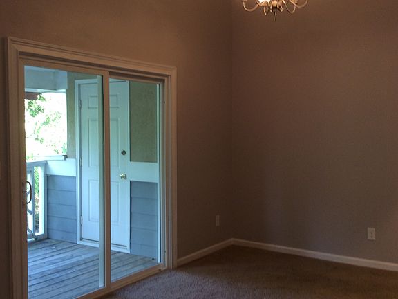 Dining room access to patio