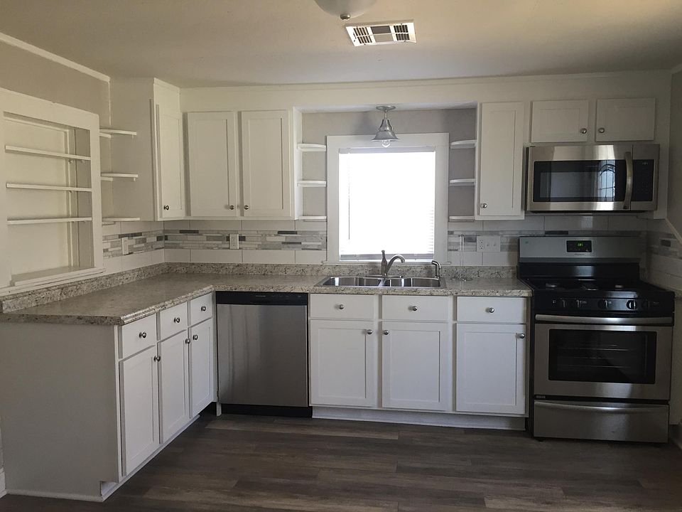 2nd image of 307 W Aquarium Pl