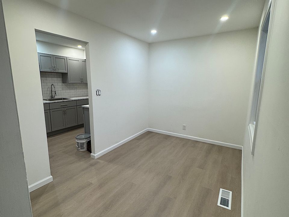 2nd image of 250 McGrath Ct