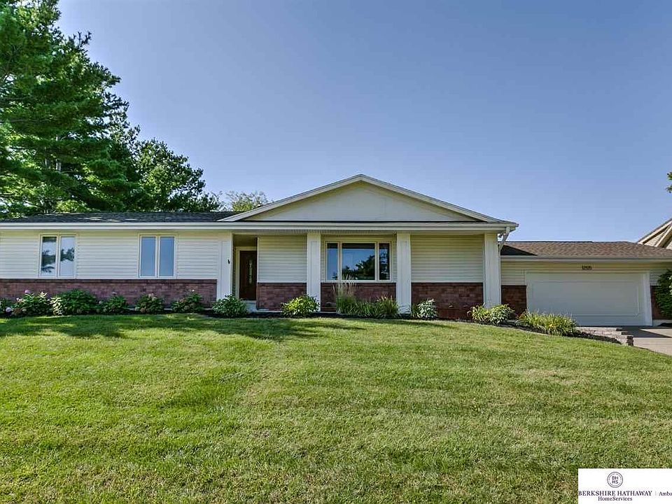 1st image of 12515 Sky Park Cir