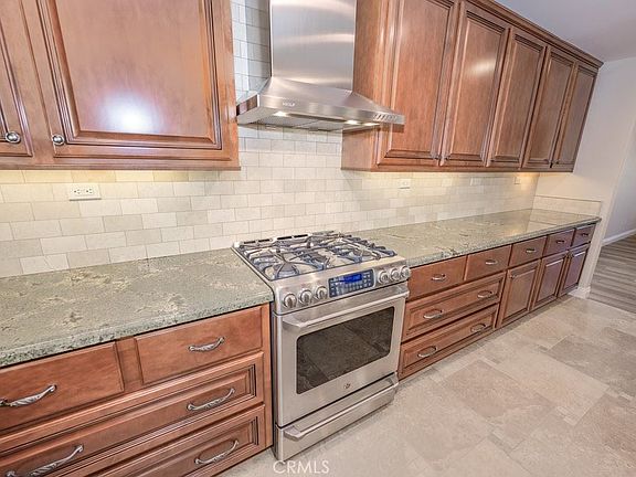 4th image of 28660 Deer Springs Dr