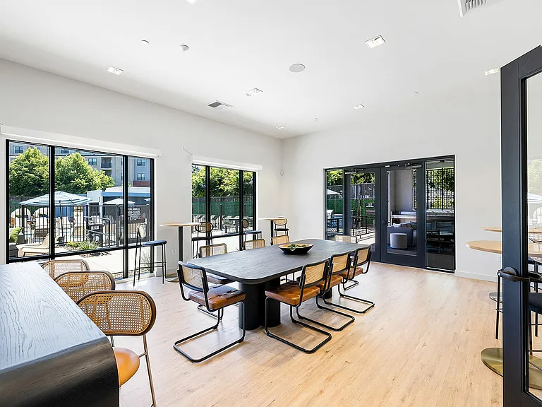 31-web-or-mls-775-n-6th-st