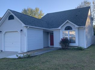 1409 Thamesford Dr, Virginia Beach, VA 23464