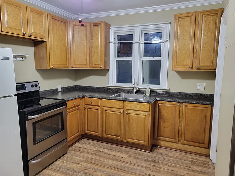 33 N Marion St — Photo 2