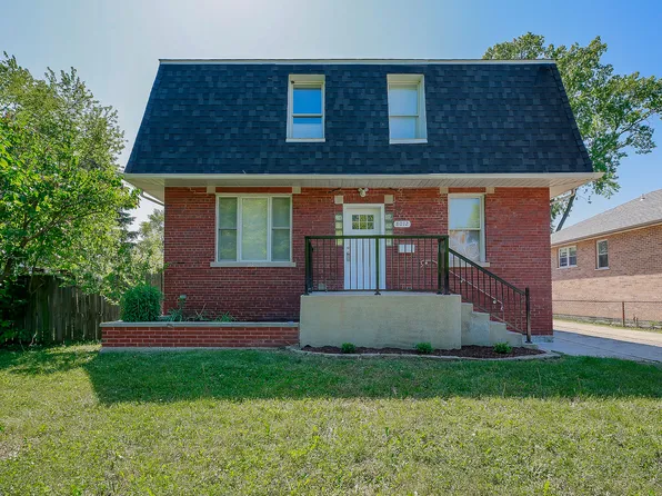 8012 Lockwood Ave, Burbank, IL 60459