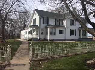 15804 140th St W, Taylor Ridge, IL 61284
