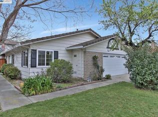 5766 Bellflower Dr, Newark, CA