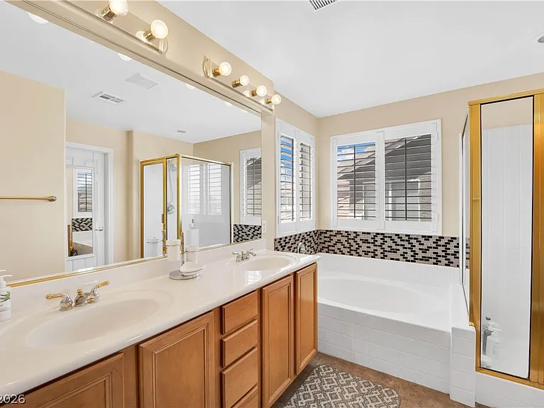 668 Sunrise Lake Pl — Photo 28