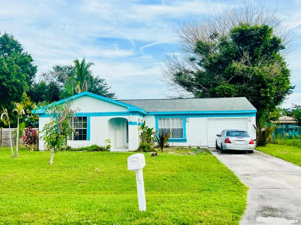 1475 SE Grapeland Avenue, Port St Lucie, FL 34952