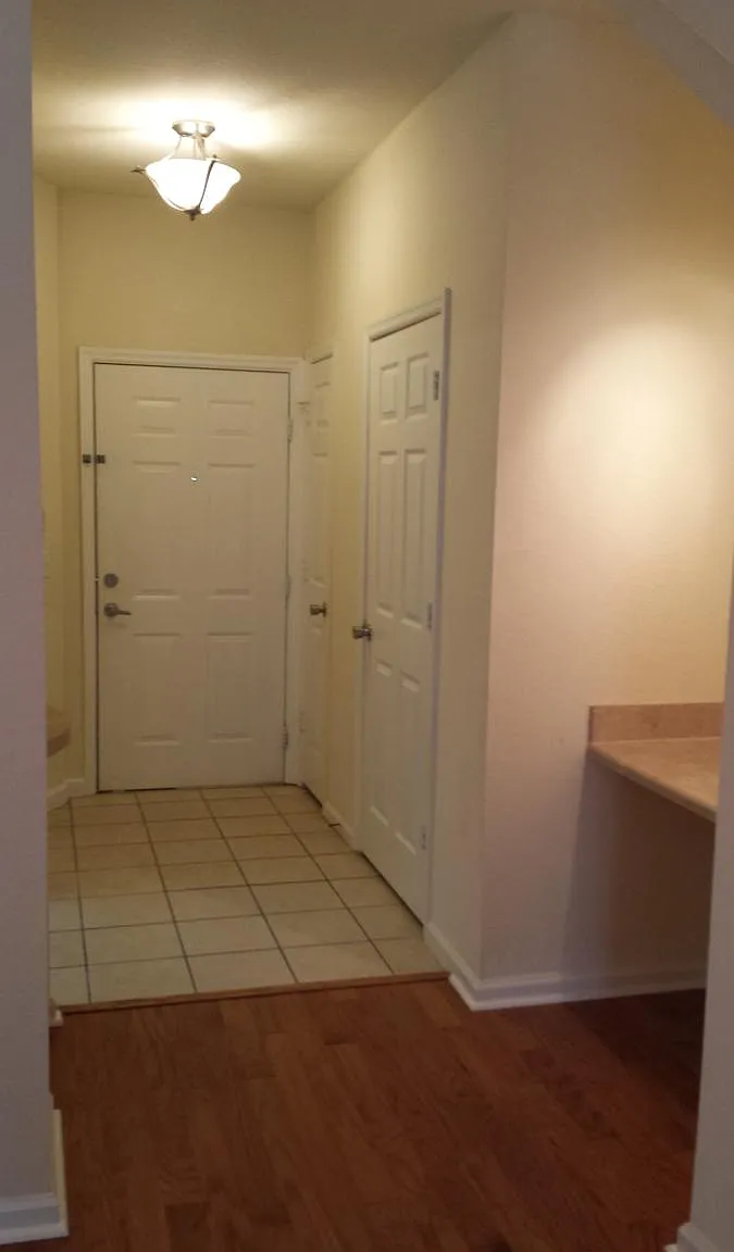 5057 NW 44th Lane — Photo 4